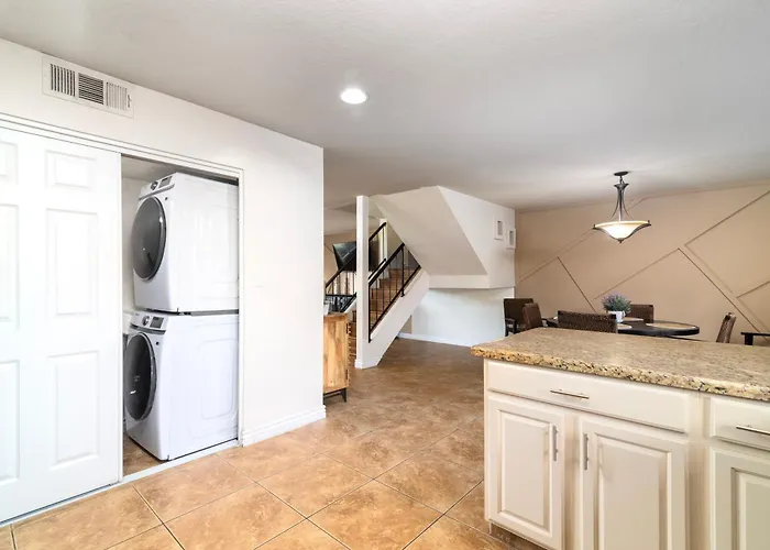Osborn Oasis | Short Walk To Old Town Scottsdale
